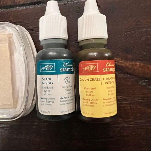 Bundle of Stampin’Up Refill Inks Chalk Ink Pad & StazOn Cleaners NWOT - Picture 3 of 4